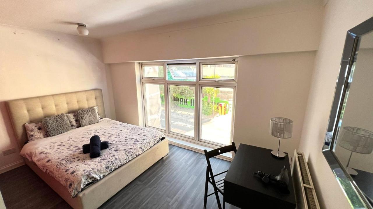 Aldgate Rooms Londra Esterno foto