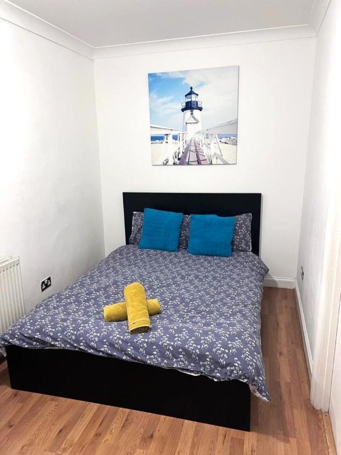 Aldgate Rooms Londra Esterno foto